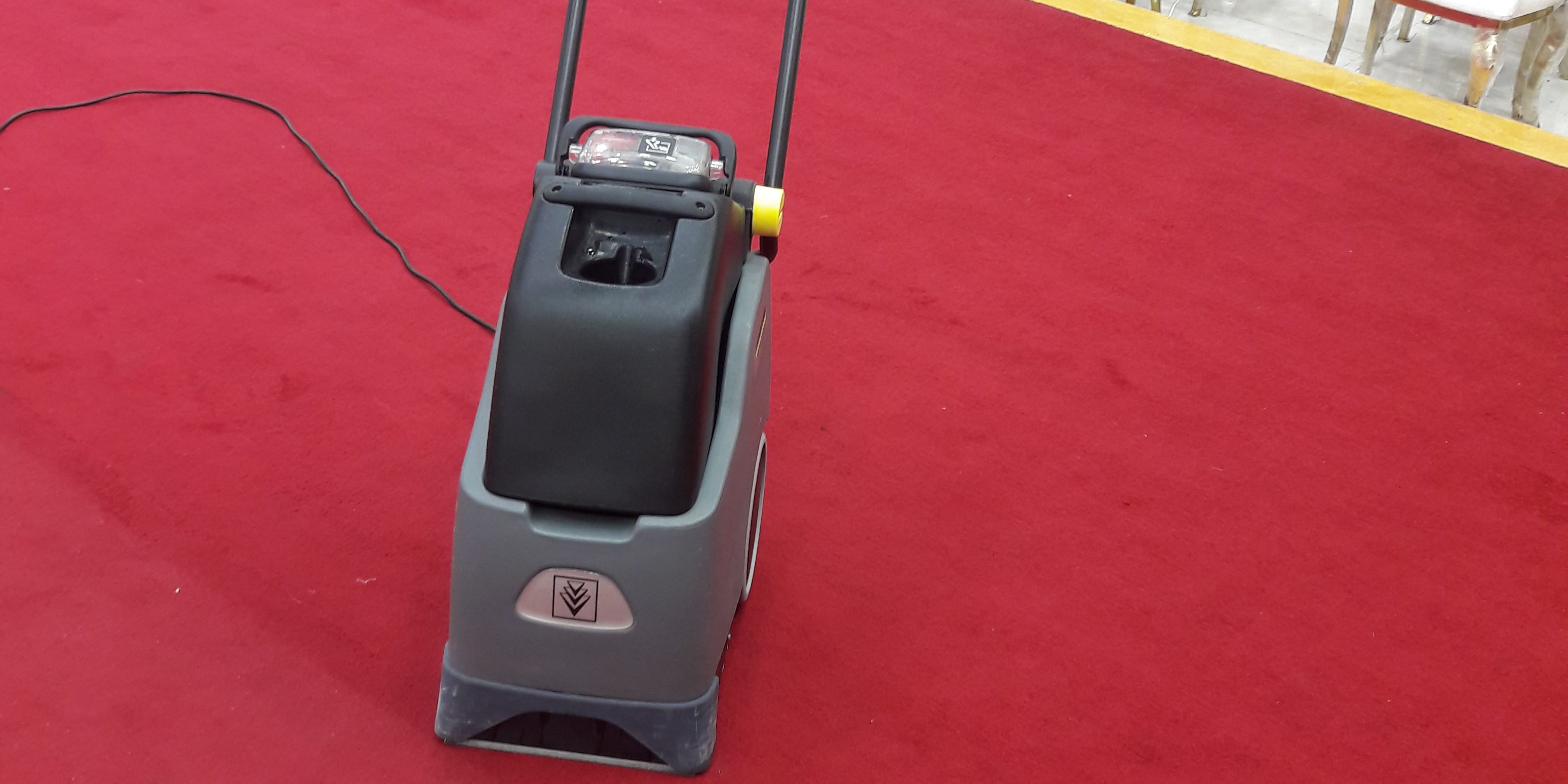 شستشو فرش تالار